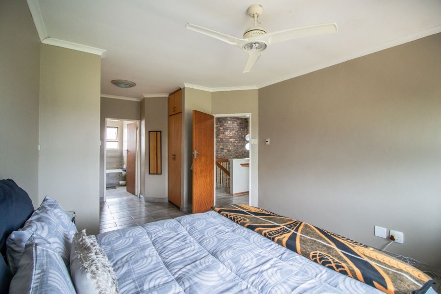 To Let 3 Bedroom Property for Rent in Beacon Bay Eastern Cape